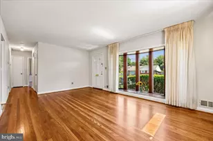 4704 Adrian St, Rockville, MD 20853 - Photo 4