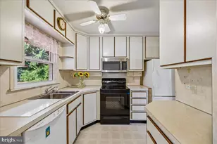 4704 Adrian St, Rockville, MD 20853 - Photo 18