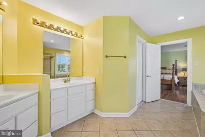 21116 Hickory Forest Way, Germantown, MD 20876 - Photo 28