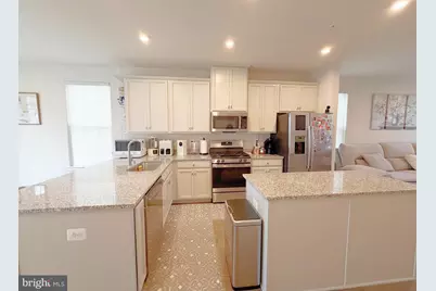 19536 Montgomery Village Avenue, Montgomery Village, MD 20886 - Photo 10