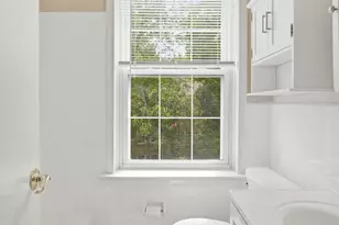 3535 Chevy Chase Lake Dr, Chevy Chase, MD 20815 - Photo 14