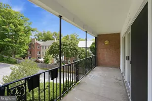 3535 Chevy Chase Lake Dr, Chevy Chase, MD 20815 - Photo 4