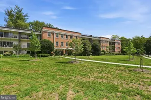 3535 Chevy Chase Lake Dr, Chevy Chase, MD 20815 - Photo 20