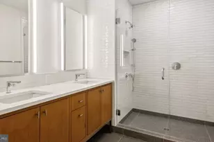 10511 Strathmore Hall St, North Bethesda, MD 20852 - Photo 10
