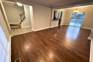 17626 Longview Ln, Olney, MD 20832 - Photo 2