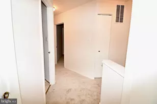 12100 Flag Harbor Dr, Germantown, MD 20874 - Photo 32