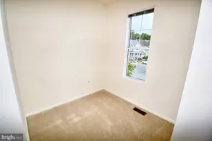 12100 Flag Harbor Dr, Germantown, MD 20874 - Photo 24