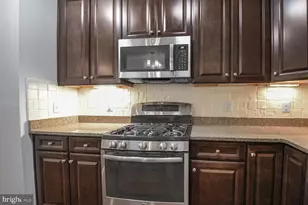 629 Diamondback Dr, Gaithersburg, MD 20878 - Photo 12