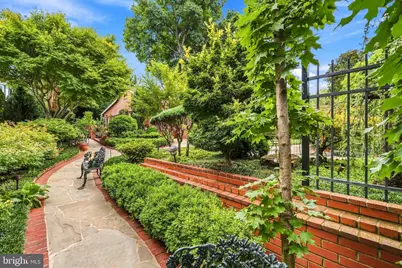 4105 East-West Highway, Chevy Chase, MD 20815 - Photo 12