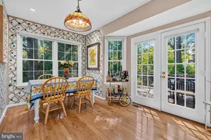 11306 Hollowstone Dr, Rockville, MD 20852 - Photo 14