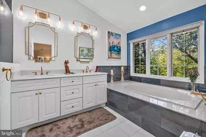 11306 Hollowstone Drive, Rockville, MD 20852 - Photo 24