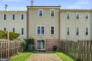 9130 Bobwhite Cir, Gaithersburg, MD 20879 - Photo 26