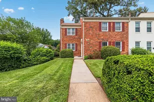 786 College Pkwy, Rockville, MD 20850 - Photo 2