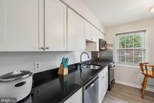 786 College Pkwy, Rockville, MD 20850 - Photo 8