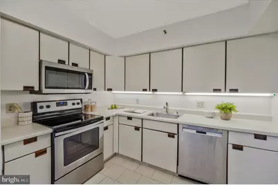 4550 N Park Avenue #812, Chevy Chase, MD 20815 - Photo 20