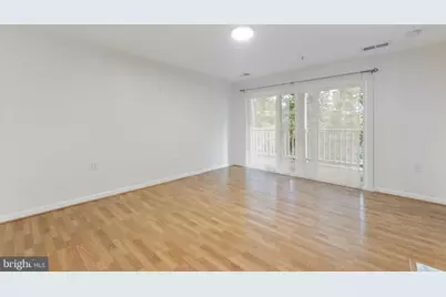 15303 Diamond Cove Terrace #8-J, Rockville, MD 20850 - Photo 2