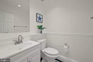 10600 Vantage Ct, Potomac, MD 20854 - Photo 14