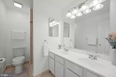 10600 Vantage Court, Potomac, MD 20854 - Photo 16