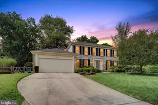 17205 Sandy Knoll Dr, Olney, MD 20832 - Photo 1
