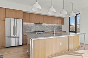 10511 Strathmore Hall St, North Bethesda, MD 20852 - Photo 10
