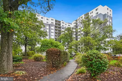 7333 New Hampshire Avenue #803, Takoma Park, MD 20912 - Photo 1