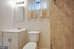 10912 Troy Rd, Rockville, MD 20852 - Photo 26