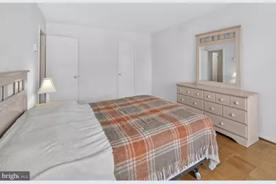 1121 University Boulevard W #1013-B, Silver Spring, MD 20902 - Photo 10