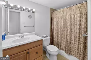 1121 University Blvd W, Silver Spring, MD 20902 - Photo 12