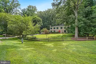 11701 Beekman Pl, Potomac, MD 20854 - Photo 6
