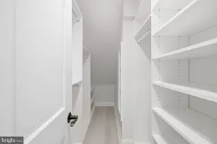 8210 Kingsgate Rd, Potomac, MD 20854 - Photo 40