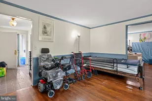 10331 Battleridge Pl, Gaithersburg, MD 20886 - Photo 4