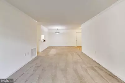 18310 Streamside Drive #203, Gaithersburg, MD 20879 - Photo 8