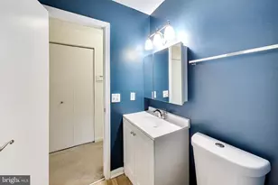 18310 Streamside Dr, Gaithersburg, MD 20879 - Photo 18