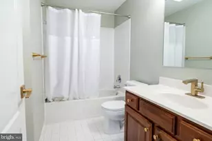 13813 Golden Fields Ct, Darnestown, MD 20878 - Photo 32