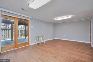 214 Pender Pl, Rockville, MD 20850 - Photo 32