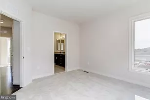 8051 Tribeca St, Rockville, MD 20855 - Photo 22