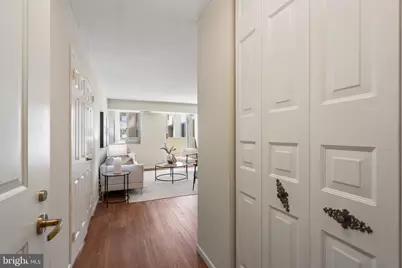 4601 N Park Avenue #220V, Chevy Chase, MD 20815 - Photo 2