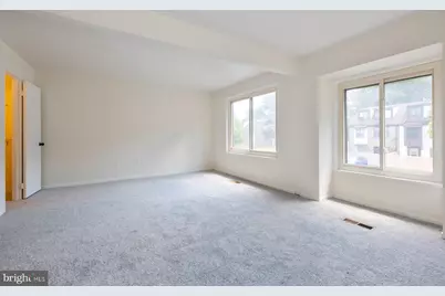 9900 Forest View Place, Montgomery Village, MD 20886 - Photo 16