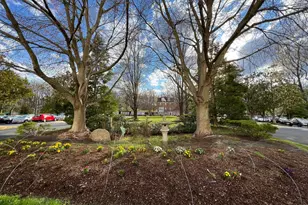 10201 Grosvenor Pl, Rockville, MD 20852 - Photo 42