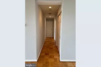 10201 Grosvenor Place #1111, Rockville, MD 20852 - Photo 16