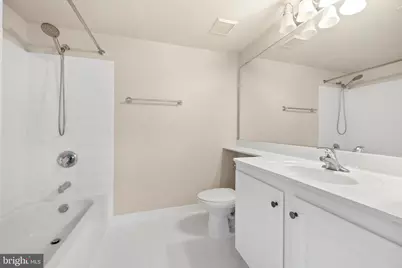 11710 Old Georgetown Road #722, North Bethesda, MD 20852 - Photo 16