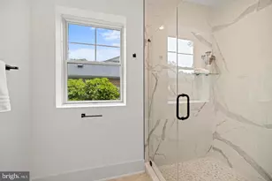 8609 Woodbrook Ln, Chevy Chase, MD 20815 - Photo 20