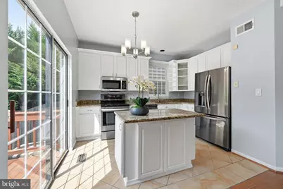 8612 Castlebar Way, Montgomery Village, MD 20886 - Photo 16