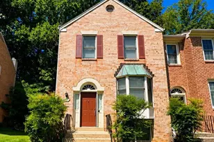 10651 Pine Haven Terrace, Rockville, MD 20852 - Photo 2