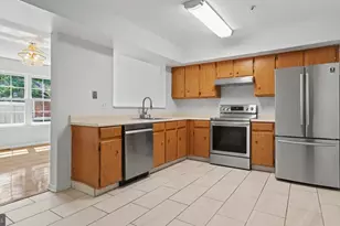 8029 Harbor Tree Way, Montgomery Village, MD 20886 - Photo 14