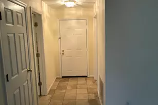12000 Amber Ridge Cir, Germantown, MD 20876 - Photo 2