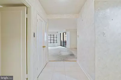 4550 N Park Avenue #701, Chevy Chase, MD 20815 - Photo 4