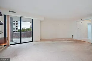 4550 N Park Ave, Chevy Chase, MD 20815 - Photo 6