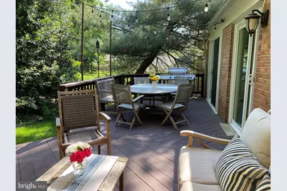 8207 Geneva Mason Rd, Potomac, MD 20854 - Photo 14
