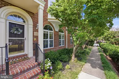 413 Longhorn Crescent, Rockville, MD 20850 - Photo 2